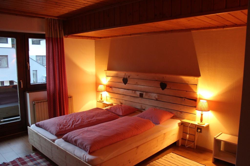 Haus Lena Apartment Sankt Martin bei Lofer Bagian luar foto